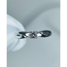 Золота каблучка з діамантом 0,098 ct